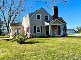 417 Golf Club Rd, Anderson, IN 46011