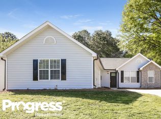 134 Willow Springs Ln, Stockbridge, GA 30281