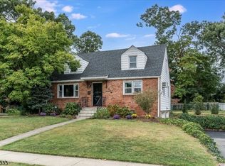 354 Plaza Rd N, Fair Lawn, NJ 07410