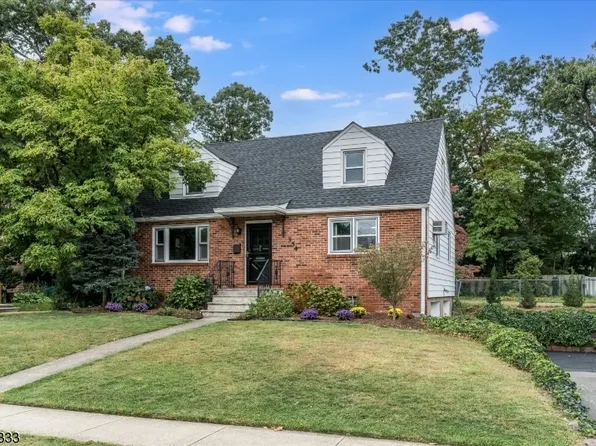 354 Plaza Rd, Fair Lawn Boro, NJ 07410