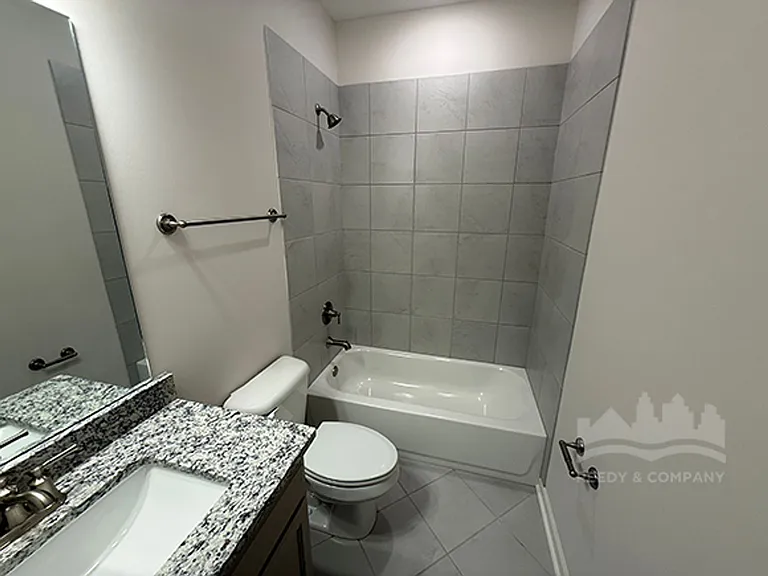 340 Chesnut Ridge Cv — Photo 13