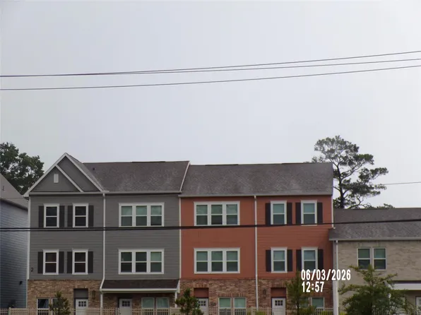 3232 Creekmont Dr, Houston, TX 77091