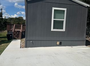 1541 Lark Ct, Azle, TX 76020