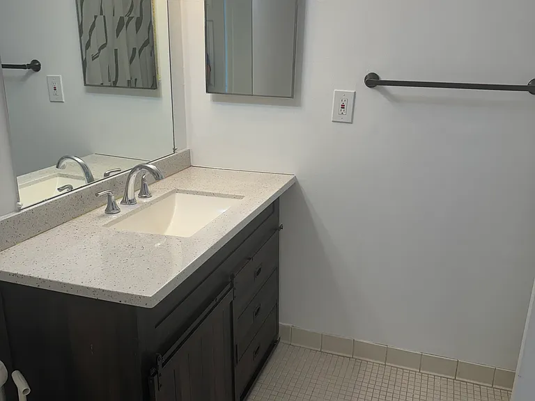 809 Sunset Ln — Photo 10