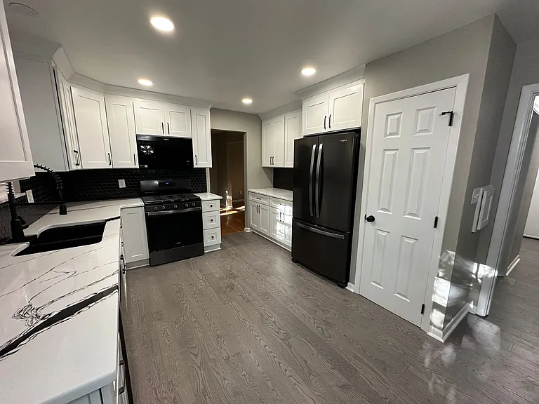 4148 Rowanne Ct — Photo 3