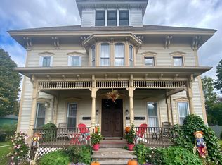19 Pleasant St APT 4, Fairport, NY 14450