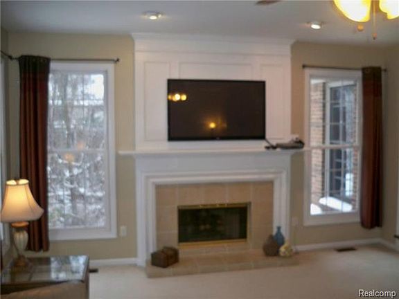 3rd image of 5230 Winton Ct