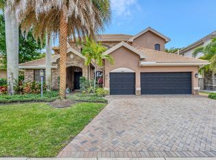 10400 Trianon Pl, Wellington, FL 33414