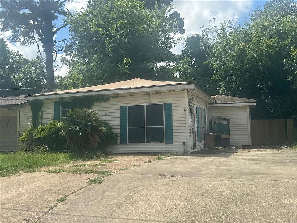2nd image of 506 Sunset Dr