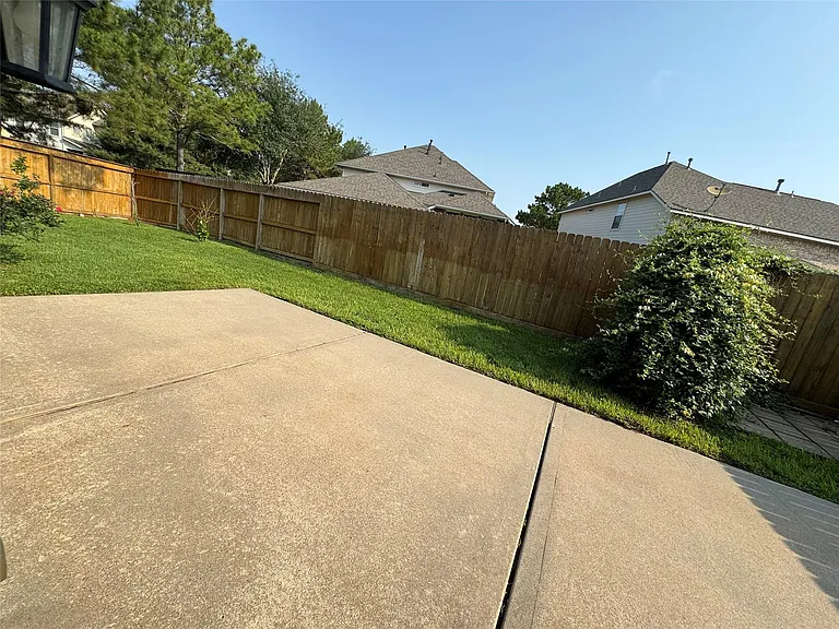 24822 Diamond Run Ct — Photo 10