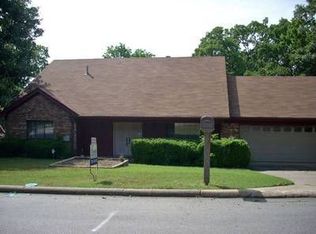 2121 Carthage Dr, Fort Smith, AR 72901