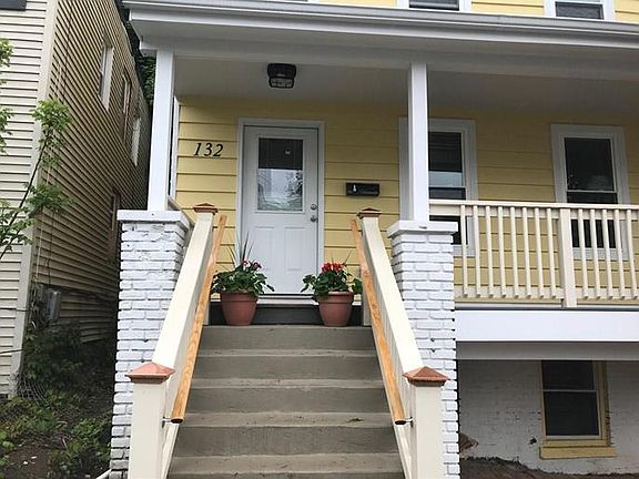 2nd image of 132 Depew Ave