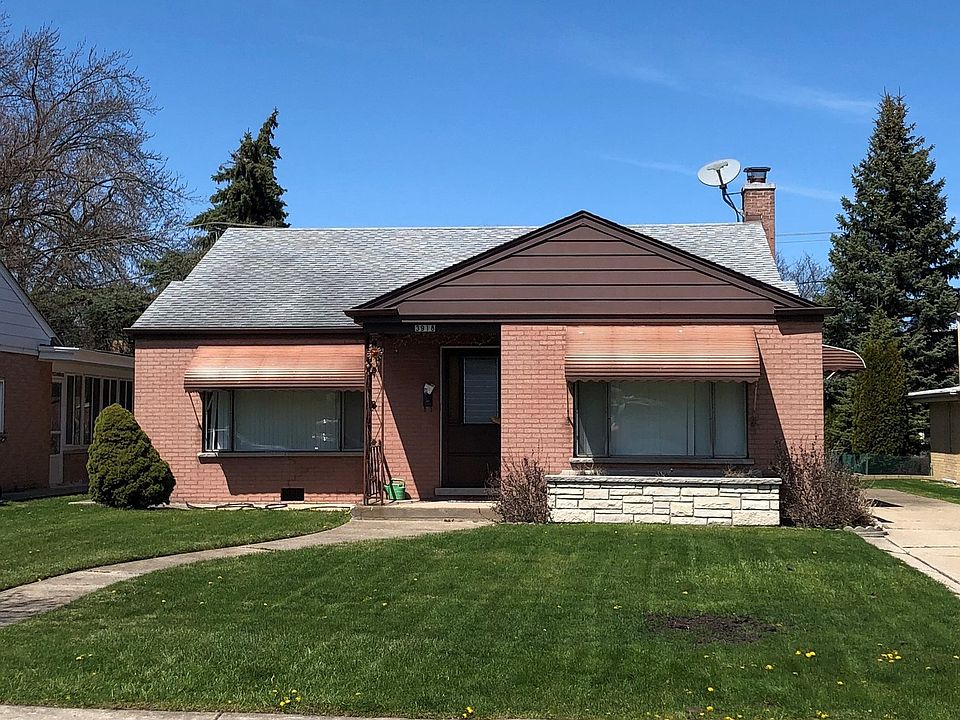 1st image of 3918 W Loyola Ave