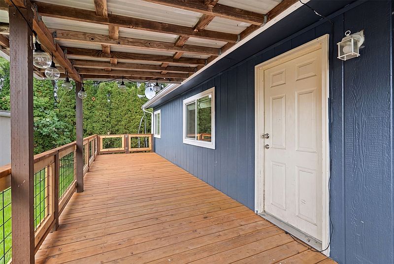 3rd image of 109 Halliday Rd #12