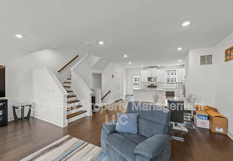1806 Swales Ct — Photo 10