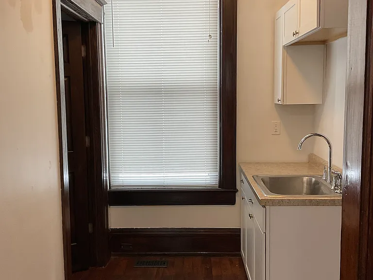 623 W Washington Blvd #101 — Photo 6