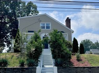 3527 Main St, Bridgeport, CT 06606