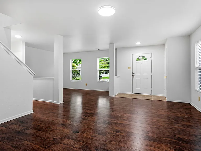 12192 Maize Dr — Photo 7