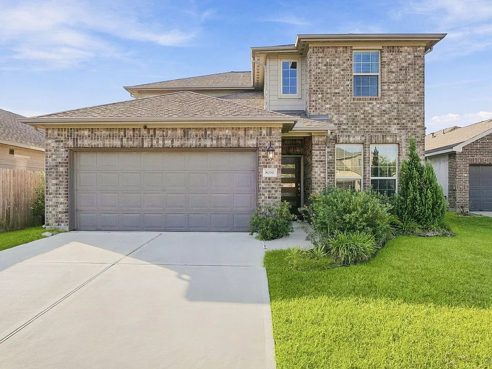 8010 Cliffside Terrace Ct