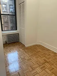 Rented by M.Grossman R.E. Management