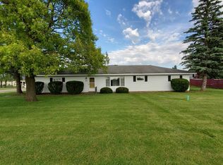 202 S Sunset Dr, West Burlington, IA 52655