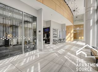 355 Ohio Studio, Chicago, IL 60611