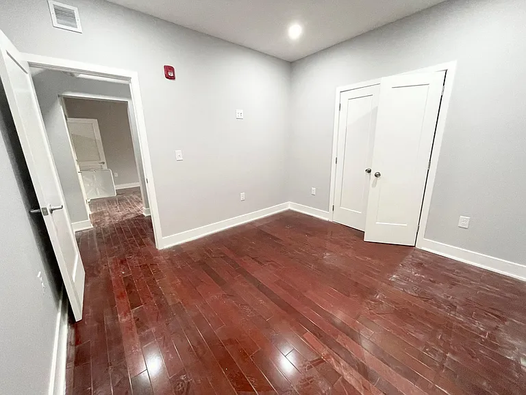 302 Richmond St #6A — Photo 12