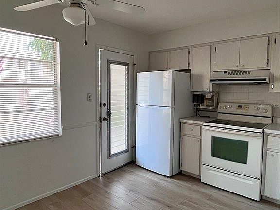 5th image of 509 W Venice Ave APT 102