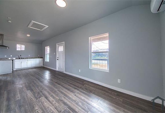 3rd image of 2706 Observation Dr APT 1