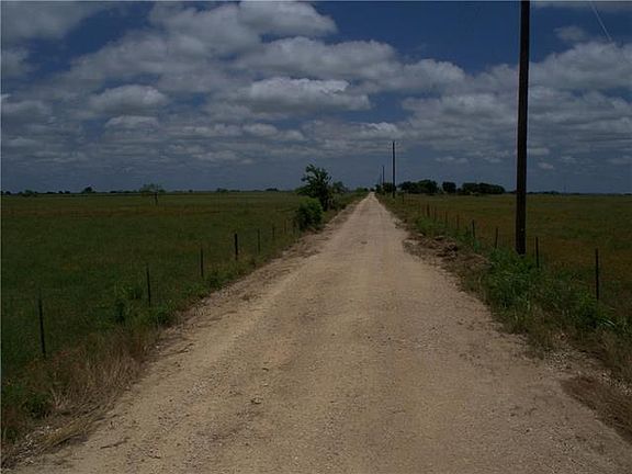 3rd image of 1495 County Road 115