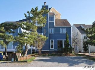 108 Cedarwood St, Bethany Beach, DE 19930