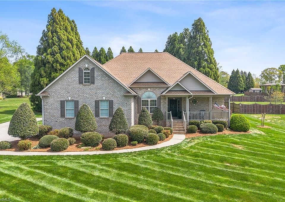 1st image of 125 Peabody Forest Ct