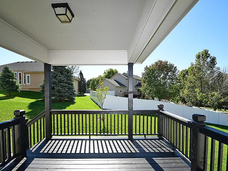 19527 Shadow Ridge Dr — Photo 10