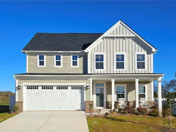 209 Furness Dr, Fountain Inn, SC 29644