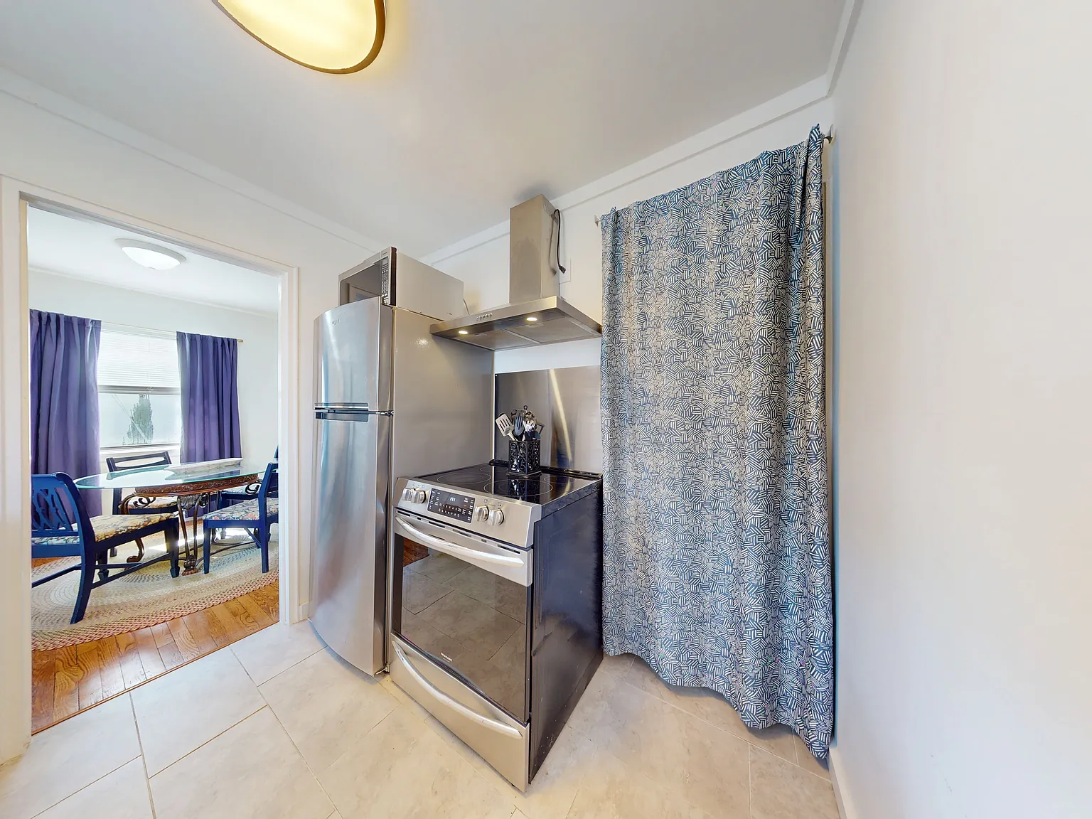 2 bed, 900 sqft, $1,850 — Photo 3