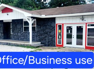 2206 SE 14th St, Bentonville, AR 72712
