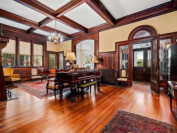 6th image of this home