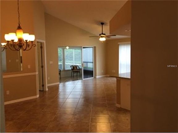 4th image of 4063 Capland Ave