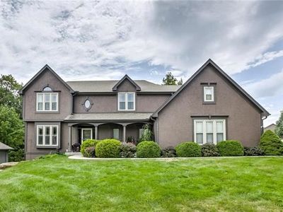 14175 NW 64th Pl, Parkville, MO, 64152