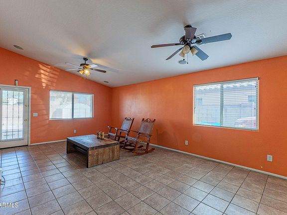 3rd image of 8750 W KINGMAN Street