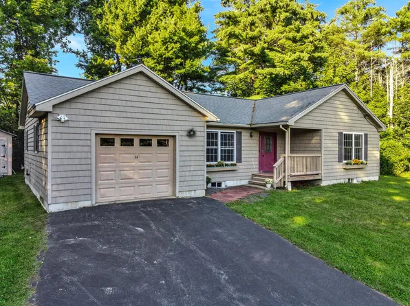 11 Nottingham Road, Randolph, ME 04346
