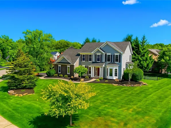 51 Ketchum St, Victor, NY 14564