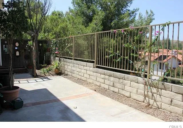 6208 Smokey Hill Ln — Photo 23