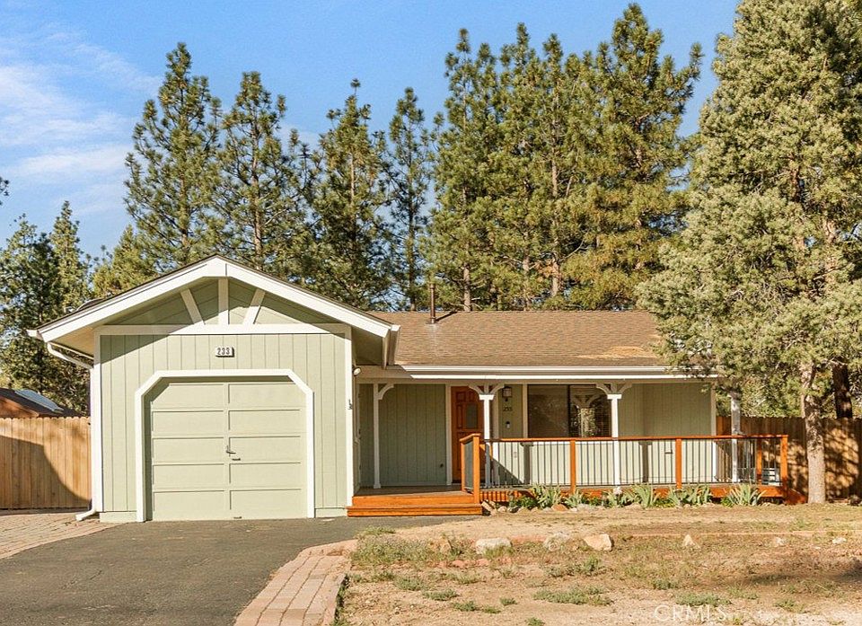 1st image of 233 Whipple Dr
