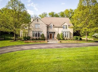 2 Sweet Water Ln, Pittsburgh, PA 15238