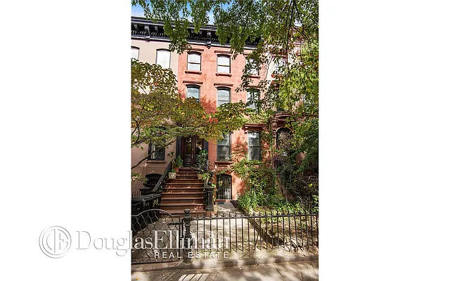 Rented by Douglas Elliman | media 33