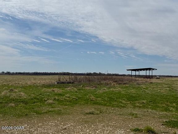 3rd image of Xxx1 Nighthawk Rd