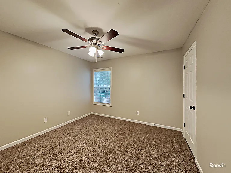 2184 Longmont Dr — Photo 17