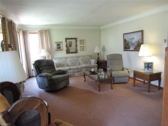 2nd image of 6335 Stratford Dr