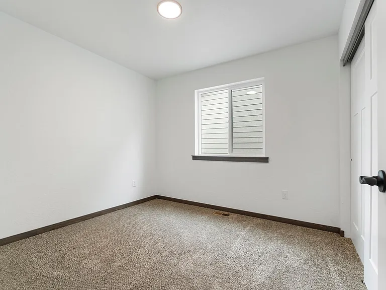 3284 N Carriage Ct — Photo 23